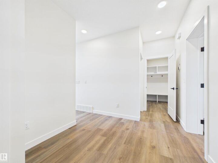 Property Photo:  149 Ficus Way  AB T8L 1X8 