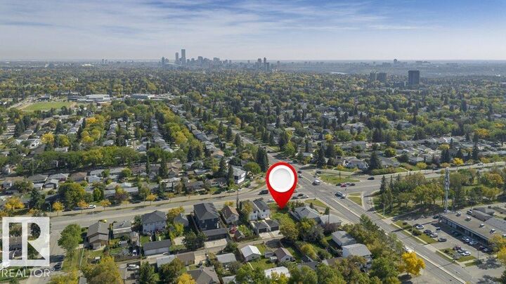 Property Photo:  10712 149 Street NW  AB T5P 1M2 