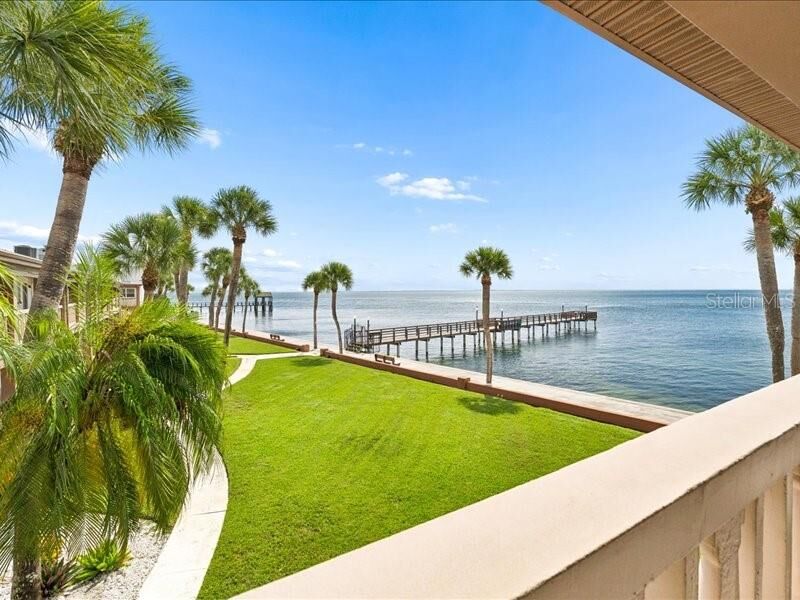 Property Photo:  650 Pinellas Point Drive S 240  FL 33705 