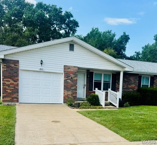 Property Photo: 893 Woodridge Drive MO 63010