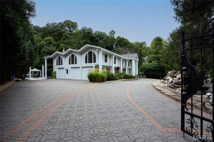 Property Photo: 76 River Valley Drive MO 63017