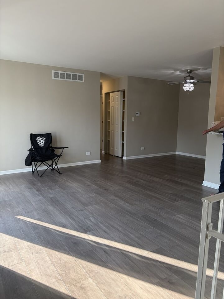 Property Photo:  29W603 Winchester Circle N 4  IL 60555 