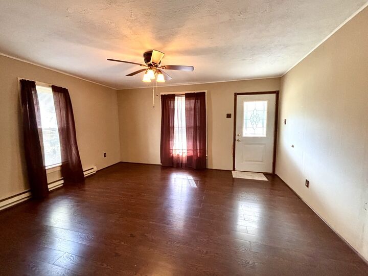 Property Photo:  112 S 10th Street  IL 62948 