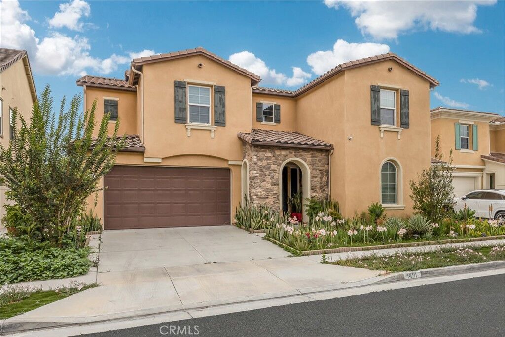 Property Photo: 1491 S Carnelian CA 92802