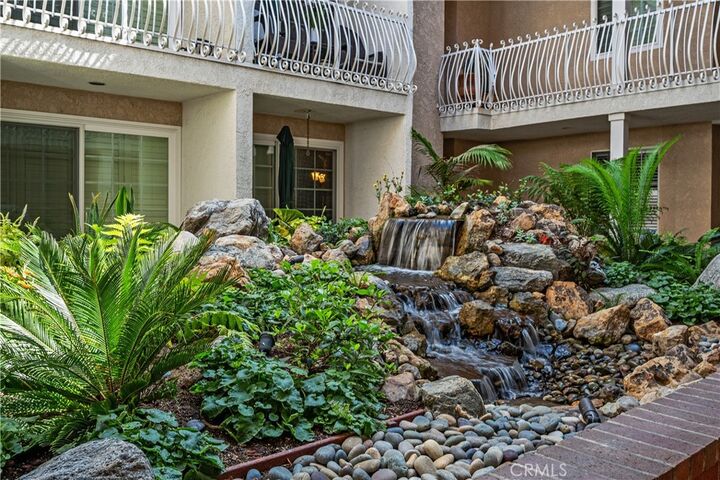 Property Photo: 10668 Eastborne Avenue 207 CA 90024