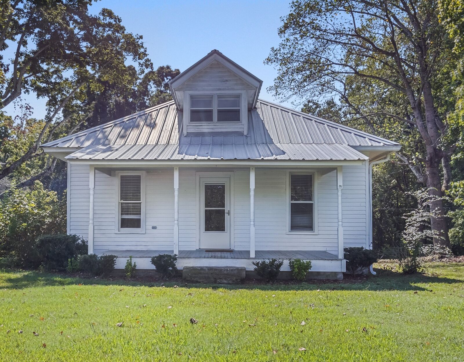 Property Photo: 3 Albert Fentress Rd TN 37073
