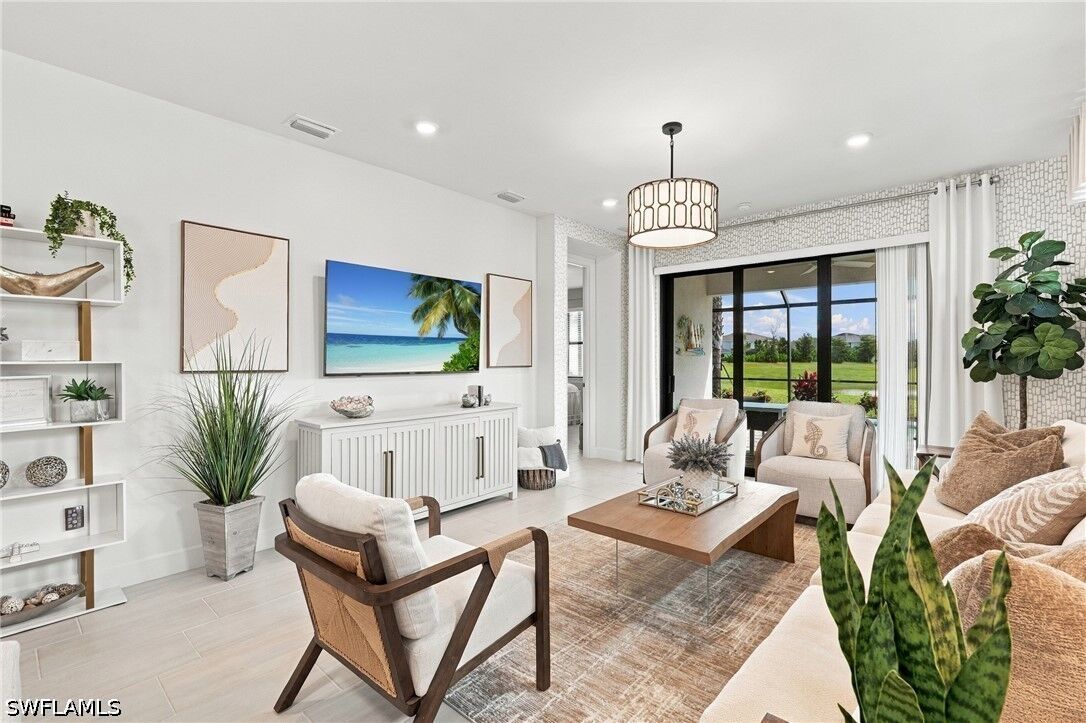 Property Photo: 1880 Sierra Court FL 34120
