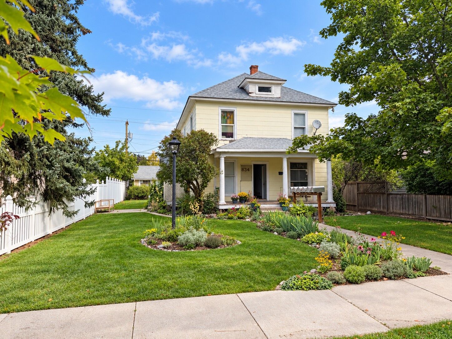 Property Photo: 634 S 2nd Street W MT 59801