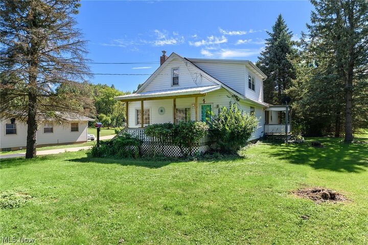 Property Photo:  852 Eastwood Avenue  OH 44278 