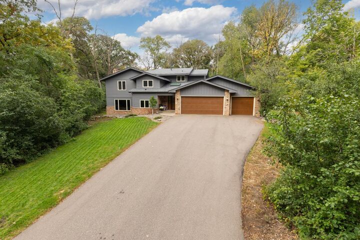 Property Photo:  3200 Hazelwood W  MN 55391 