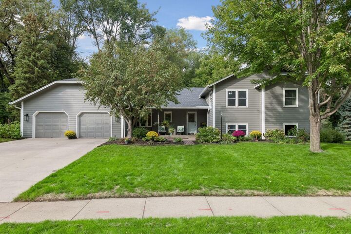 Property Photo: 7646 Carnelian Lane MN 55346