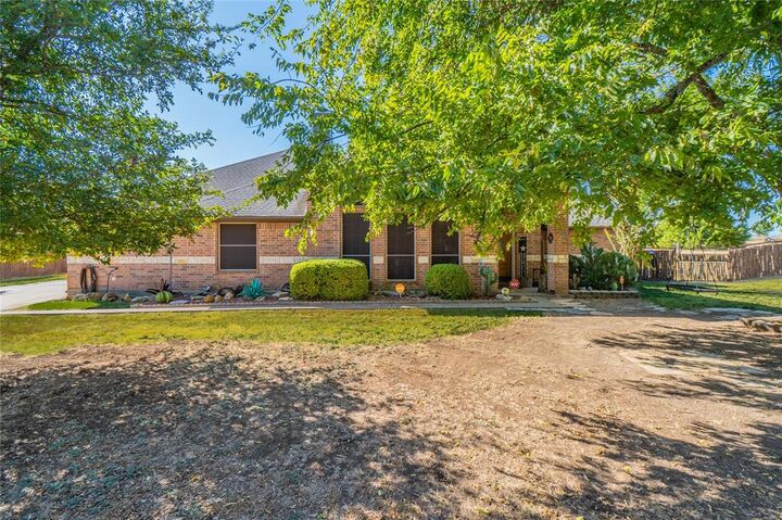 Photo de la propriété: 2830 Brads Way TX 76065