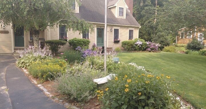 Property Photo: 15 Tobisset St MA 02649