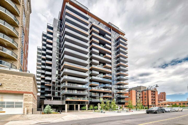 Property Photo: 730 2 Avenue SW 1313 AB T2P 1R8