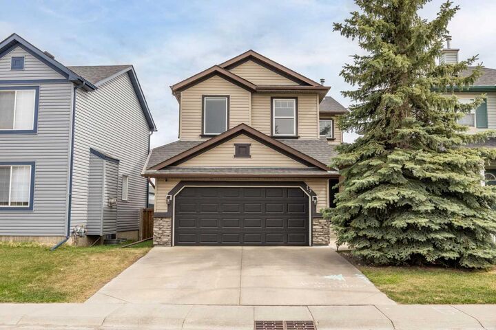 Property Photo:  19 Covemeadow Crescent NE  AB T3K 6A8 
