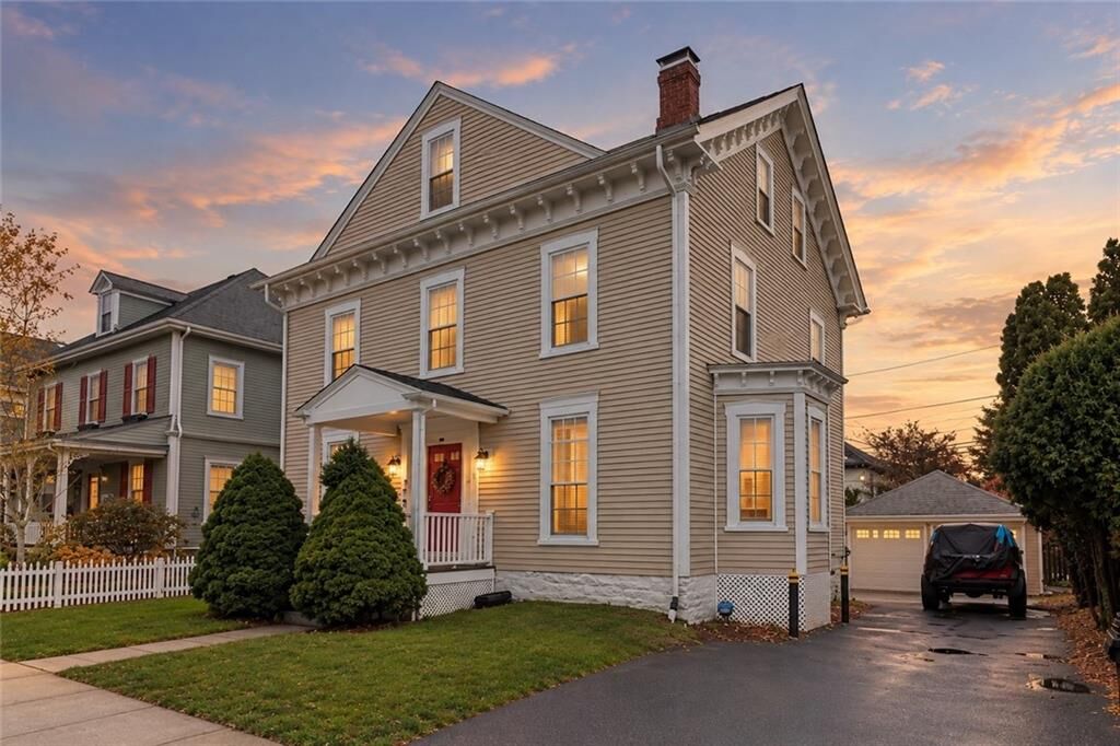 Property Photo: 5 Elliot Place RI 02840