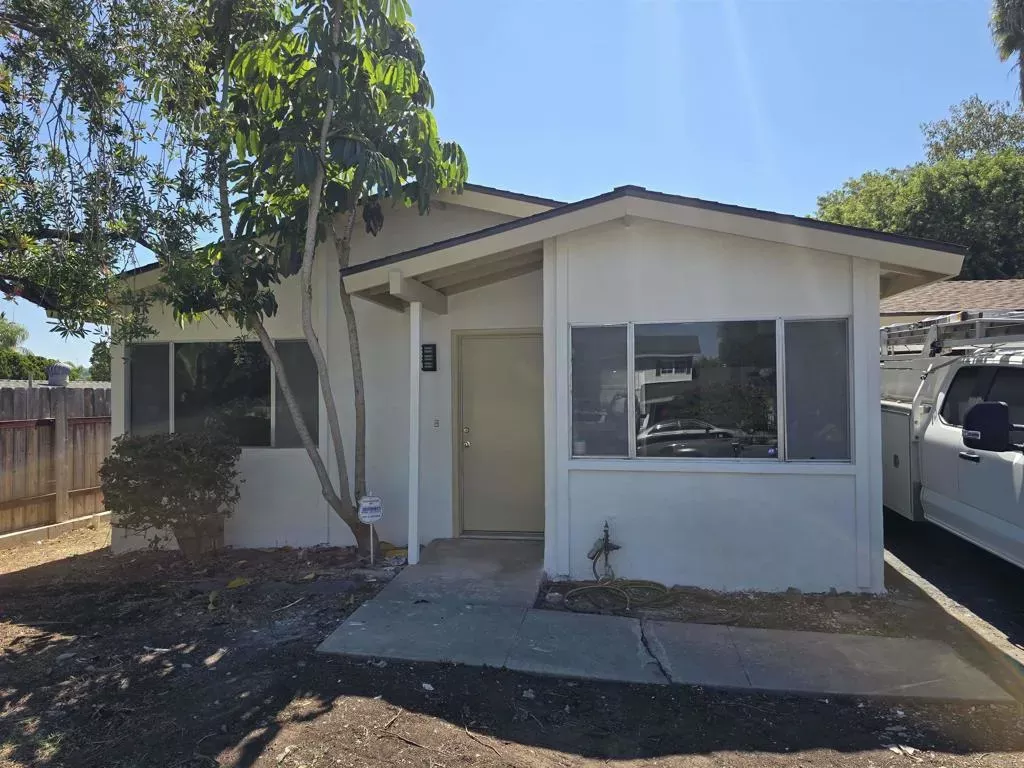 Property Photo: 841 Arcadia Avenue CA 92084