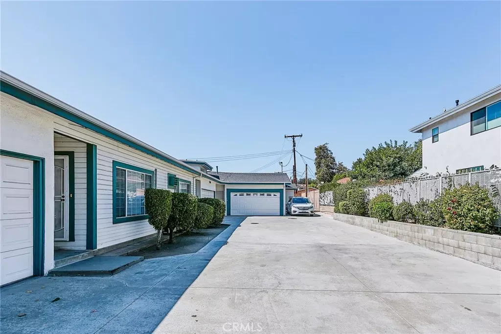 Property Photo: 2656 Fairway Avenue 2 CA 91020