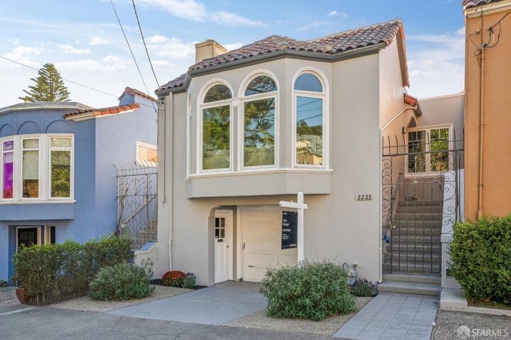 Property Photo:  2223 14th Avenue  CA 94116 