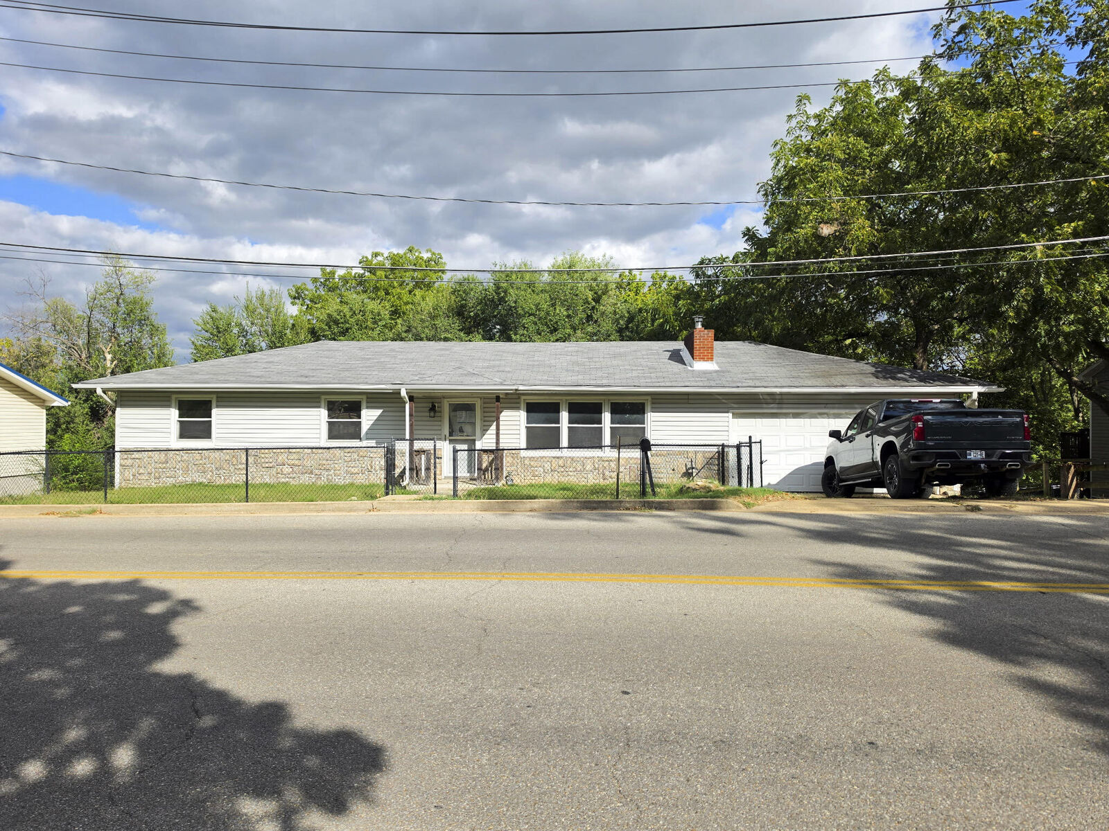Property Photo: 408 S Harlin Drive MO 65775