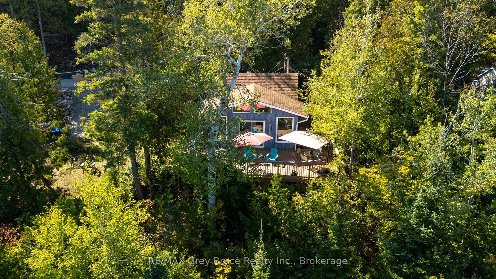 Property Photo:  11 Lynch Drive  ON N0H 1W0 