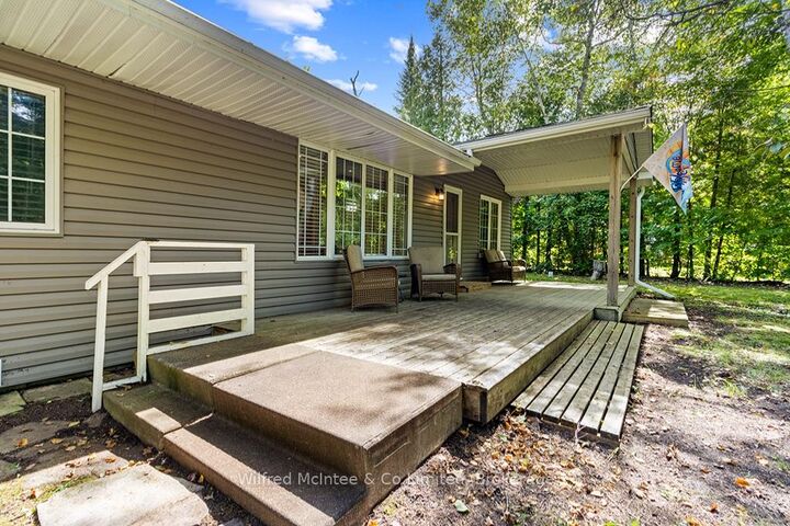Property Photo:  7 3rd Avenue S  ON N0H 2L0 