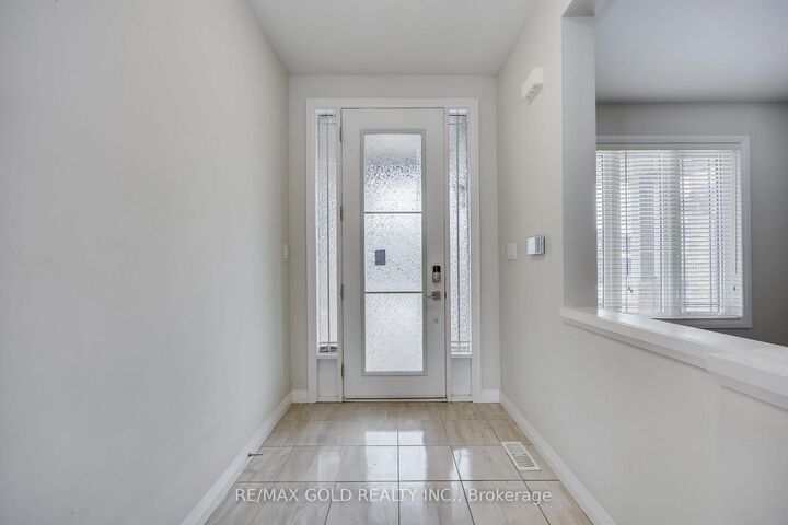 Property Photo:  56 Lexington Avenue  ON L8J 0L5 