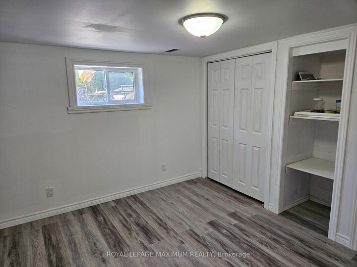 Property Photo:  21 Darnborough Way  ON M1W 2G2 