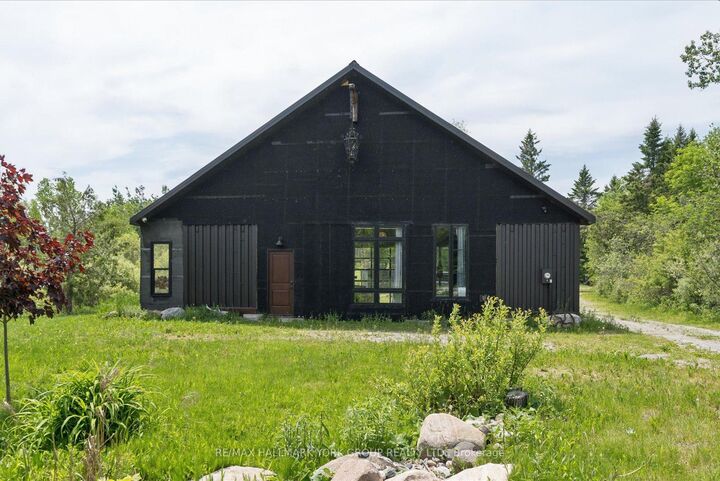 Property Photo: 755 Country Lane ON K0M 1N0