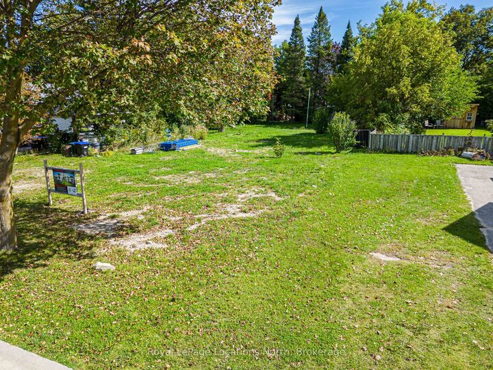 Property Photo:  23 Market Street  ON L9Y 3M5 