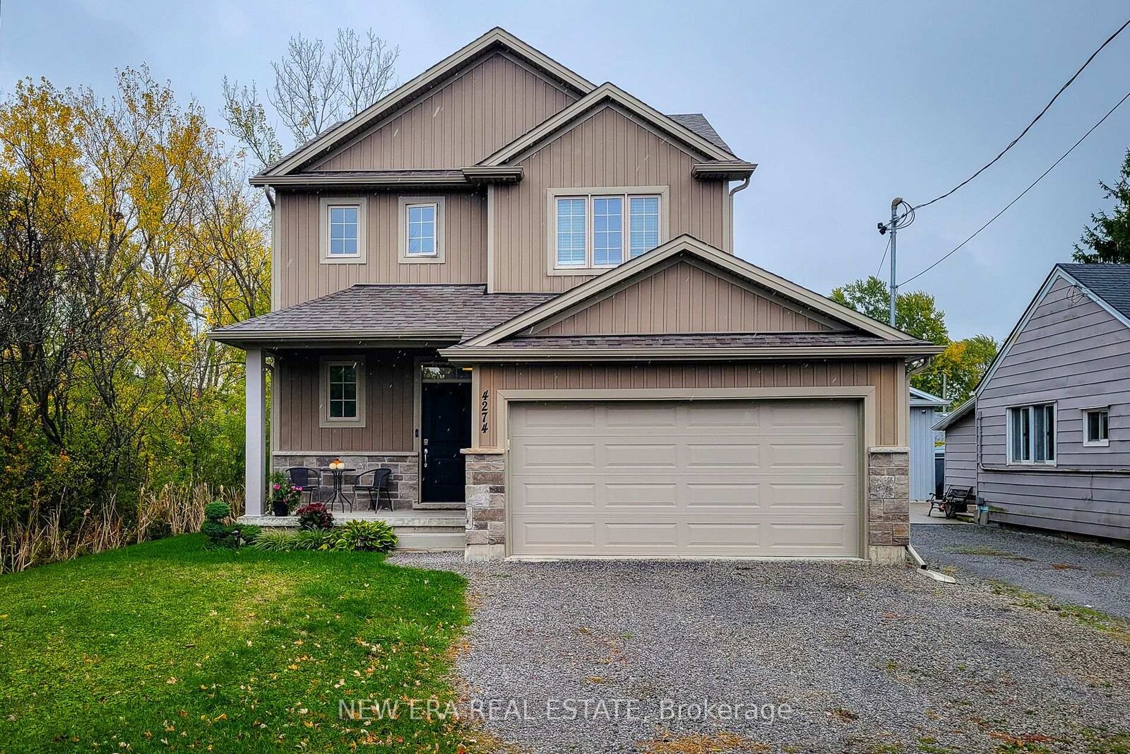 Property Photo:  4274 Sixth Avenue  ON L2E 4S8 