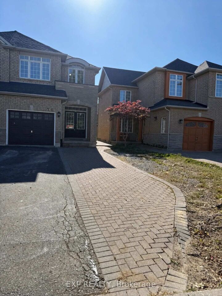 Property Photo:  7683 Black Walnut Trail  ON L5N 8A6 