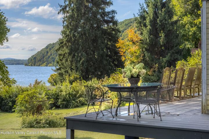 Property Photo:  42 Oakes  NY 12528 