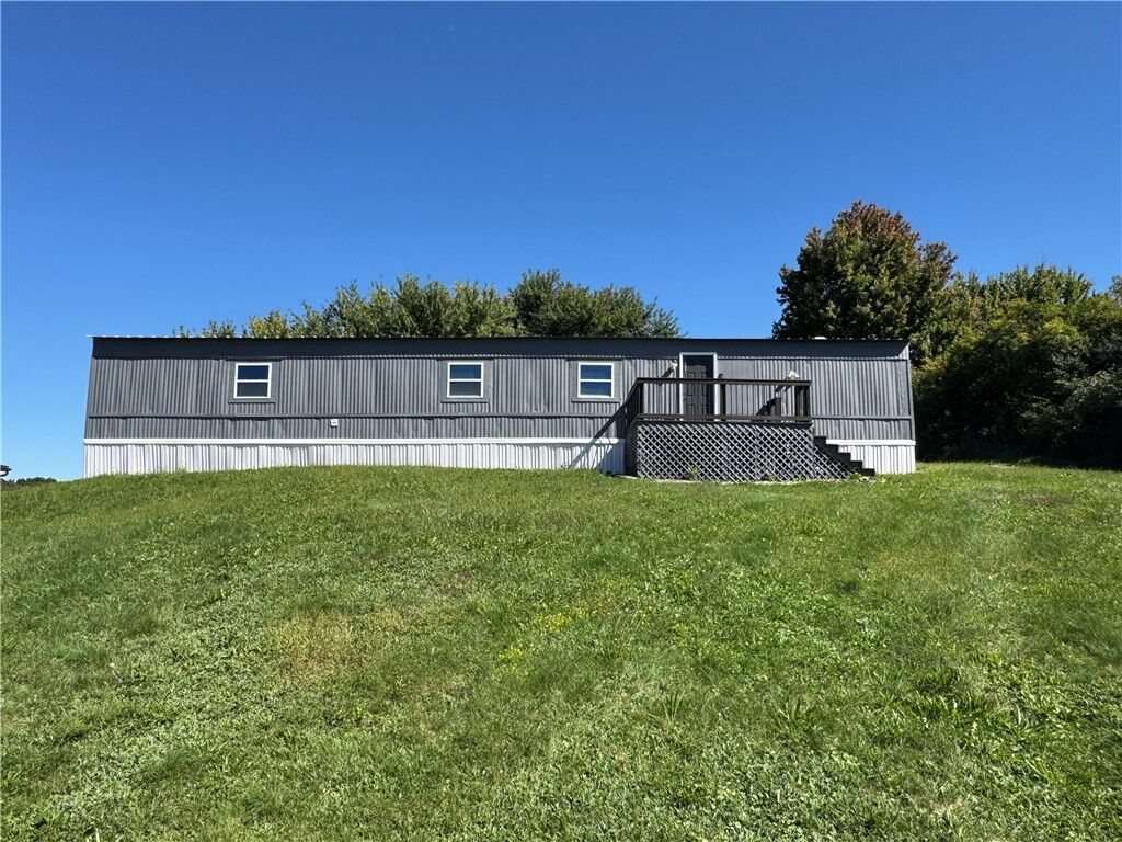 Property Photo:  1858 Shenango Rd  PA 16157 