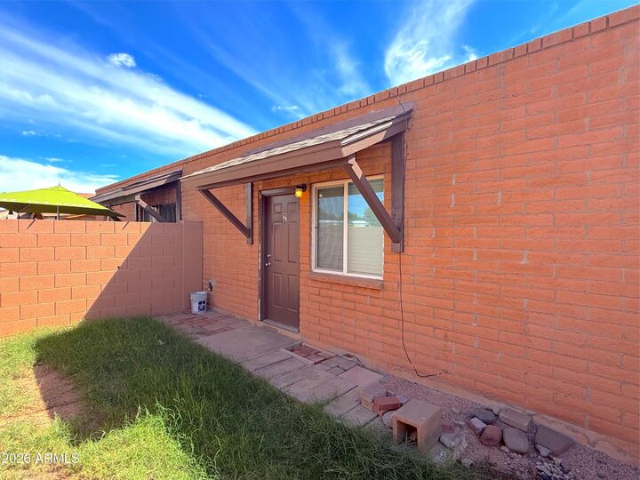 Property Photo:  1461 E Southern Avenue 2  AZ 85119 
