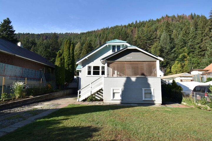 Property Photo:  48813 Chaumox Road  BC V0K 1C1 