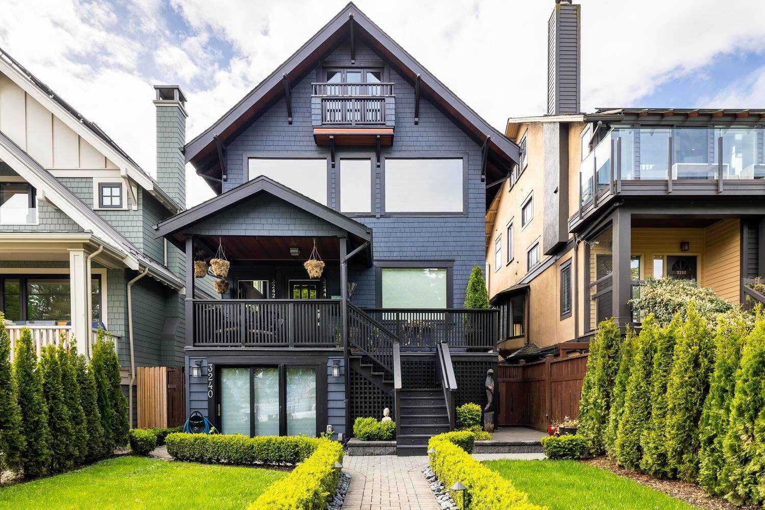 Property Photo:  3242 W 1st Avenue  BC V6K 1H5 