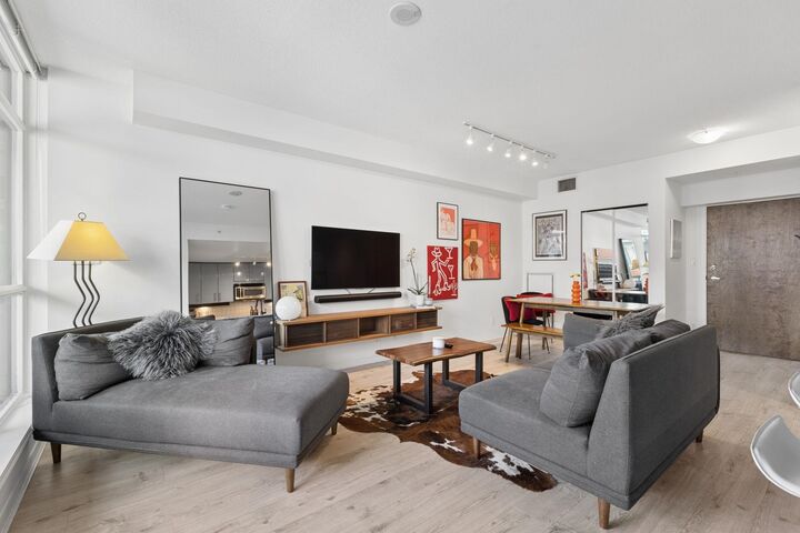 Property Photo:  100 E Esplanade Ph 601  BC V7L 4V1 