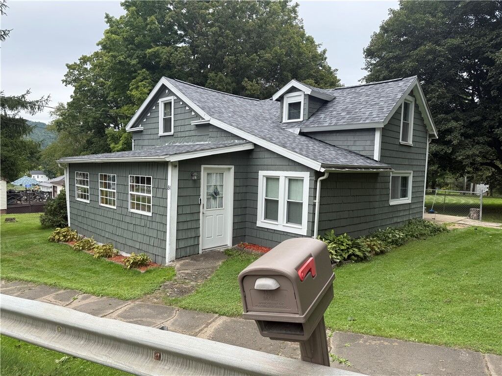 Property Photo:  84 South Street  NY 14801 