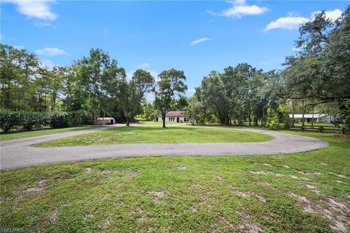Property Photo:  5750 Westport Ln  FL 34116 