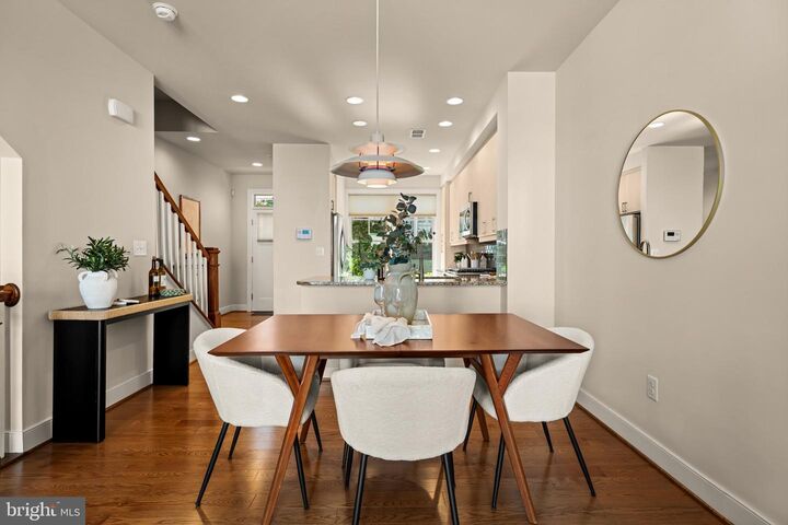 Property Photo:  37 Ellsworth Heights  MD 20910 