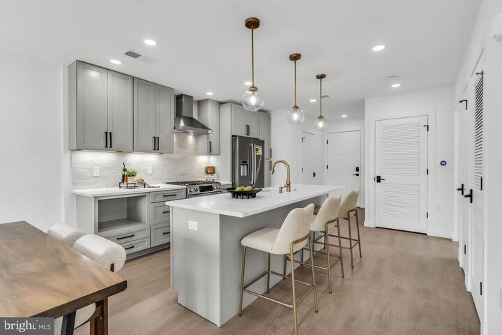 Property Photo:  1201 N Quinn Street 203  VA 22209 