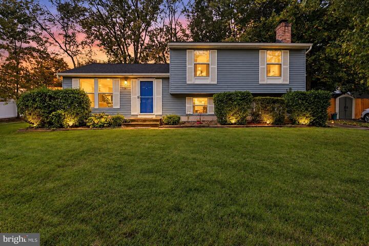 Property Photo: 7847 Milkshed Place MD 21075