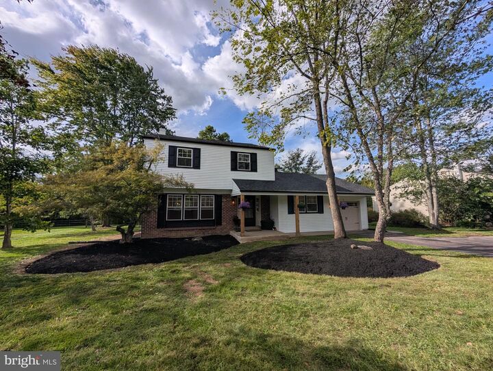 Property Photo:  13 Brook Lane  PA 18914 