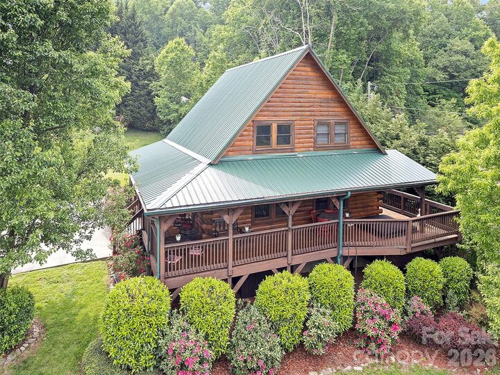 Property Photo: 547 Panoramic Loop NC 28751
