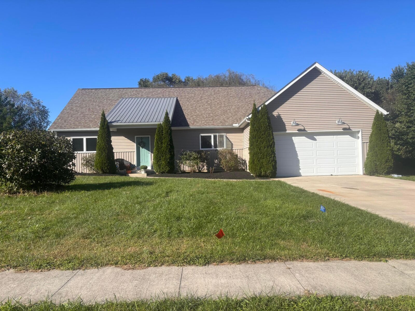 Property Photo:  38 Buttercup SW Court  OH 43062 