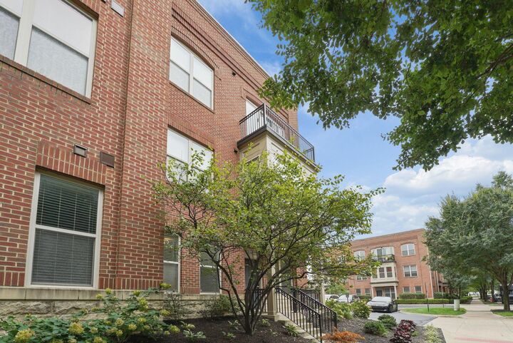 Property Photo: 972 Perry Street OH 43215