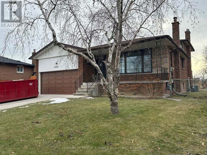 Property Photo: 7490 Middleshire Drive Unit- 3 ON L4T 3S2
