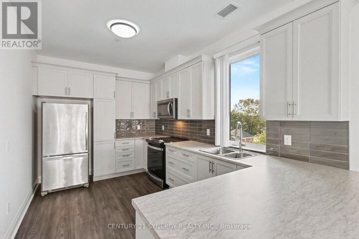 Property Photo:  40 McGill Street South 3F  ON K7A 0C5 