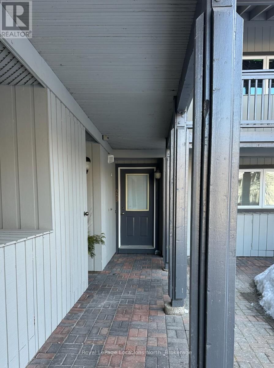 Property Photo:  289 Mariners Way  ON L9Y 5C7 
